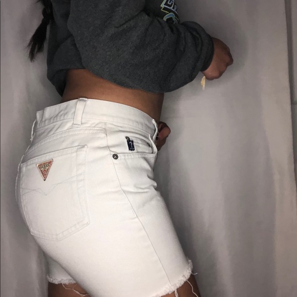 Vintage Guess Shorts - Picture 13 of 13